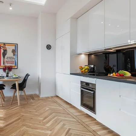 Marszalkowska 15A -P&O Serviced Apartments Warsaw